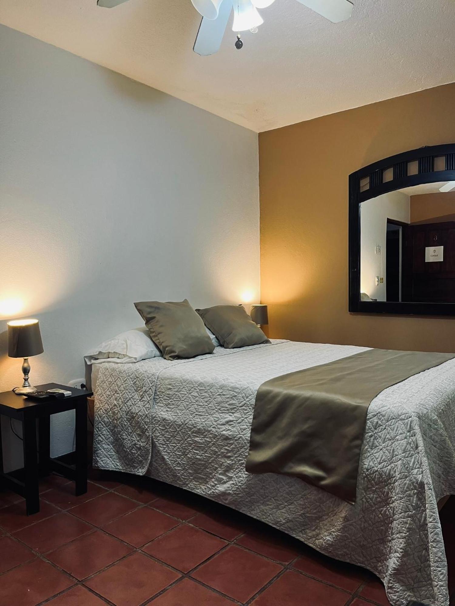 Siwo Art Guesthouse Playa Ocotal Экстерьер фото